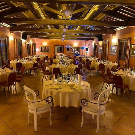 Hotel Lago Verde セッラヴァッレ・ピストイエーゼ エクステリア 写真