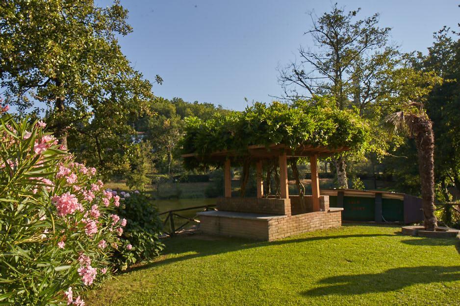 Hotel Lago Verde セッラヴァッレ・ピストイエーゼ エクステリア 写真